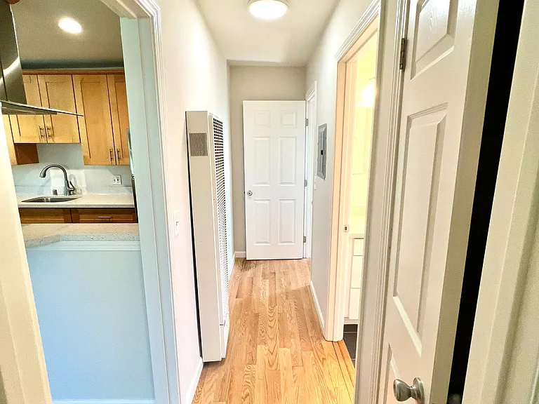 1711 Blake St #3B — Photo 10