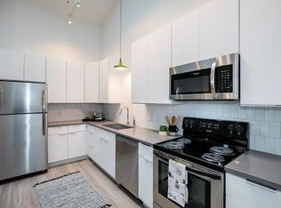 530 W Town St, Columbus, OH 43215