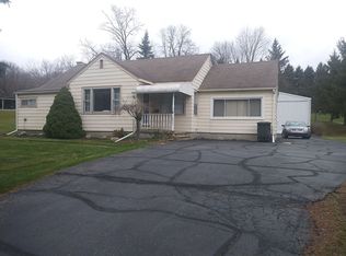 47872 Seven Mile Rd, Northville, MI 48167