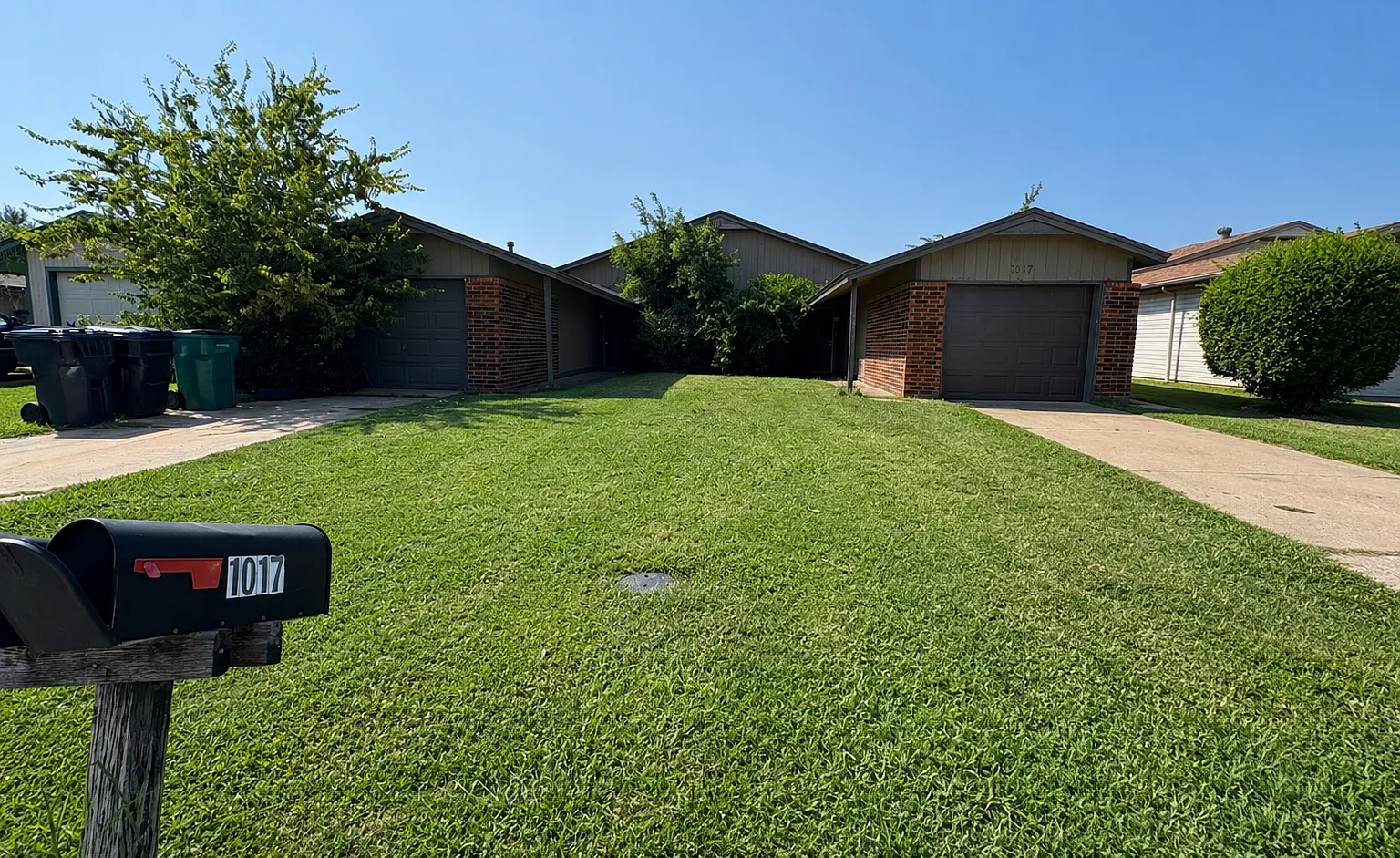 3 bed, 1184 sqft, $1,250 — Photo 1