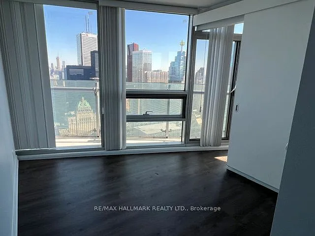 14 York St #5611 — Photo 7
