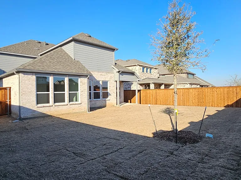 309 Breeds Hill Rd — Photo 6