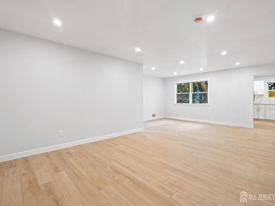 8 James St, New Brunswick, NJ, 08901