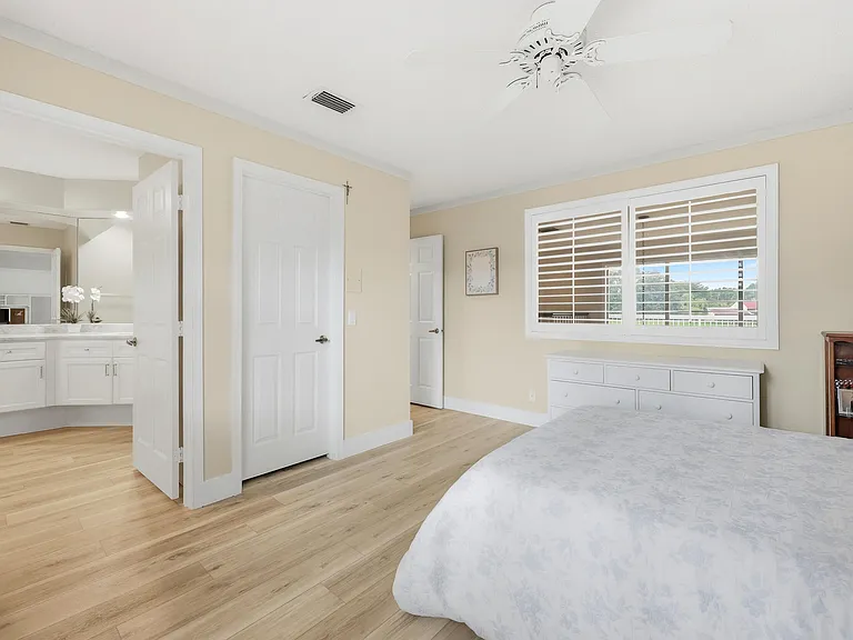 2 Monterey Pointe Dr — Photo 28