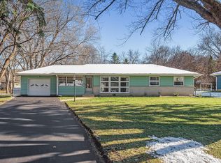 1475 Woodhill Rd, Burnsville, MN 55337