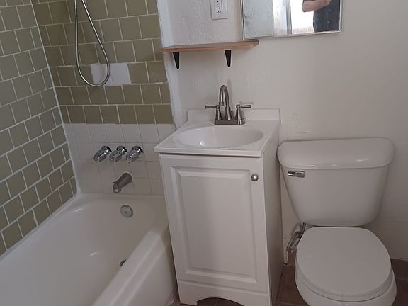 2nd image of 2639 E 55th St APT 5