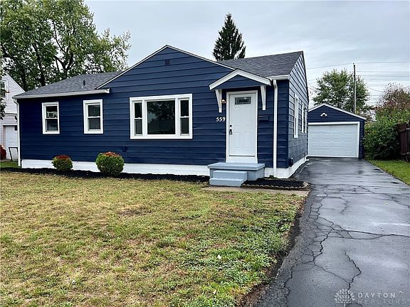 2nd image of 559 Fernwood Dr