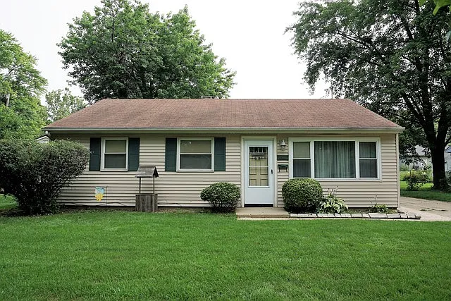 1504 Joanne Ln photo 1