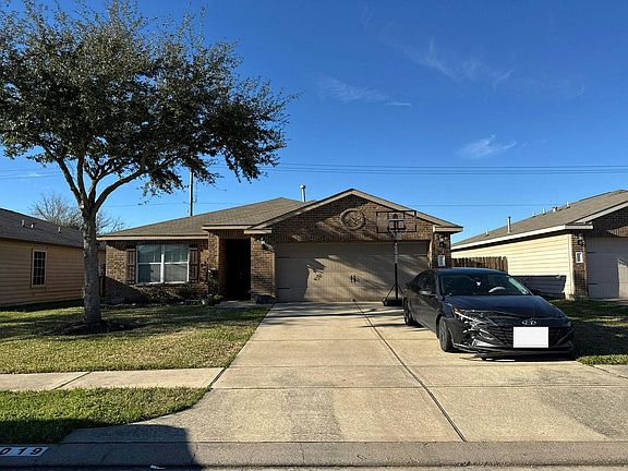 3rd image of 7019 Acacia Ln