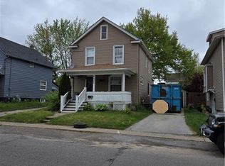 6405 Barker St, Niagara Falls, ON L2G1Y6