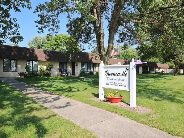 250 Freemont Ave SE APT 134, Hutchinson, MN 55350