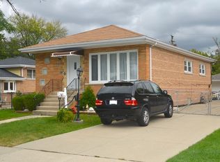 8225 McVicker Ave, Burbank, IL
