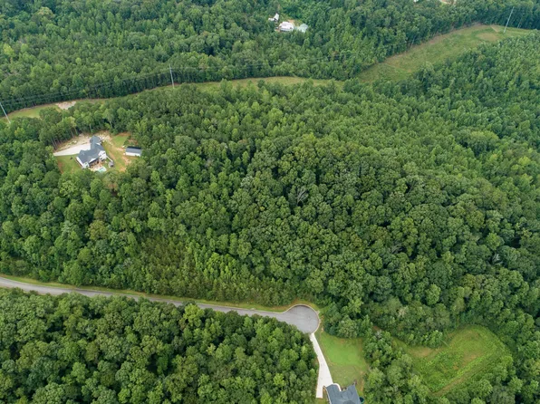 6275 Trojan Dr, Gainesville, GA 30506