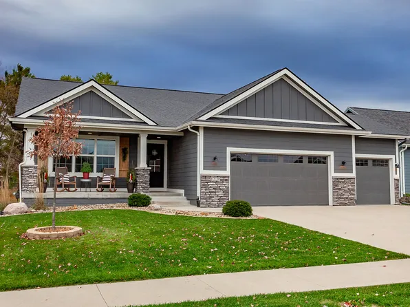 1220 34th St SE, Altoona, IA 50009