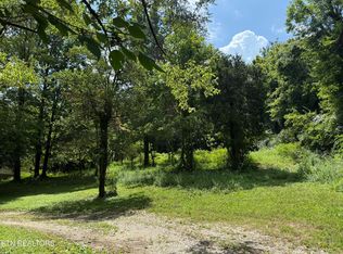 3700 McDonald Rd, Knoxville, TN 37914