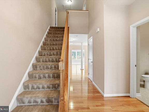5th image of 17907 Constitution Cir