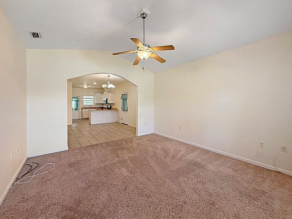 4th image of 143 Pridgeon Ln