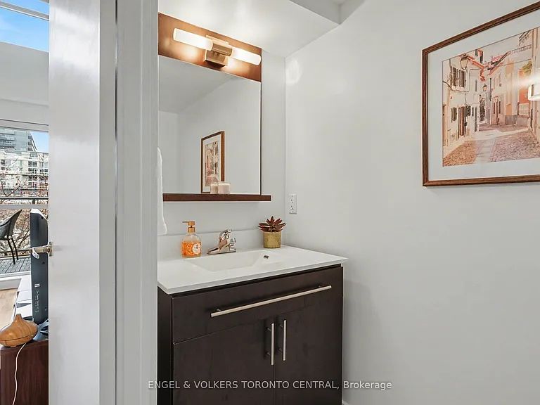 80 Western Battery Rd #207 — Photo 8