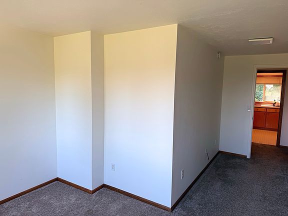 4th image of 3776 SW Fairhaven Dr