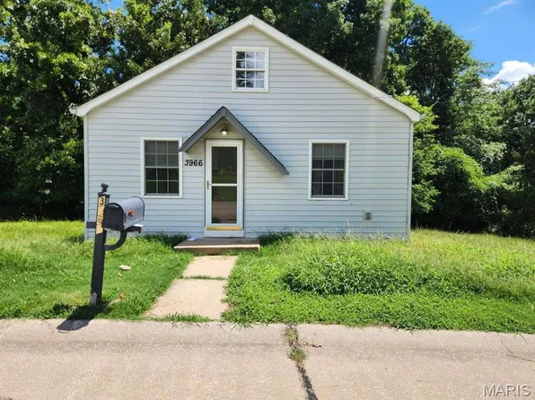 3966 Kleinschmidt Rd, Arnold, MO 63010