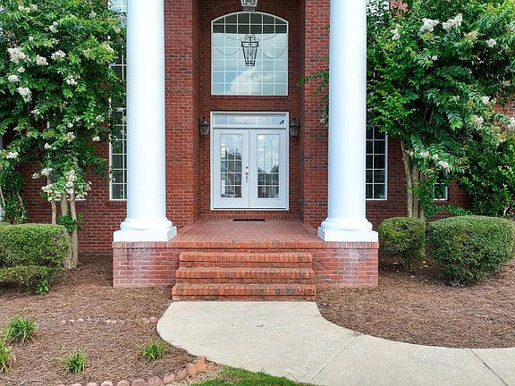 5th image of 49 Heritage Way