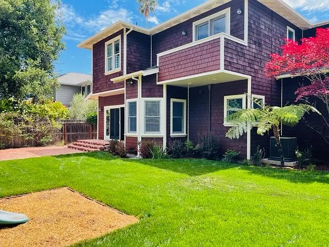 734 Chimalus Dr — Photo 33