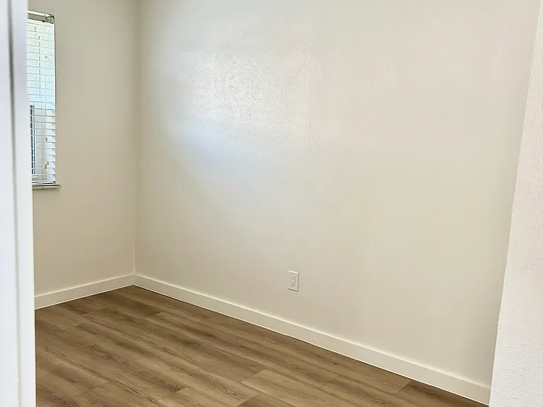 813 Panay Way Dr — Photo 13
