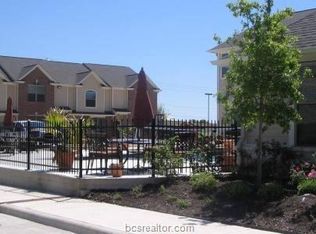1000 Spring Loop APT 2101, College Station, TX 77840