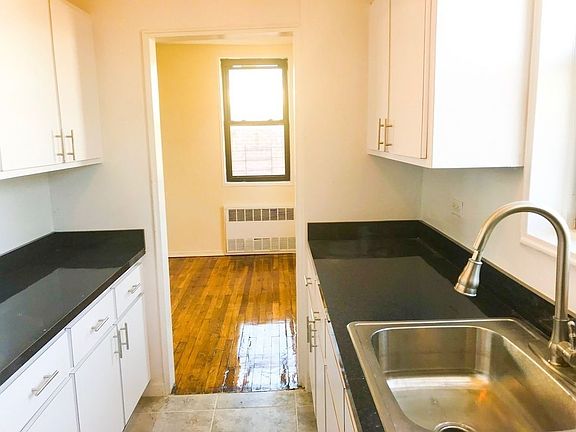 4th image of 8531 120th St APT 5E