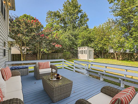3rd image of 2812 Tryon Pines Dr