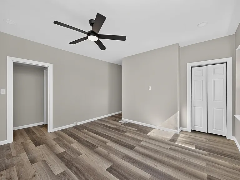 904 Locust Corner Rd — Photo 8