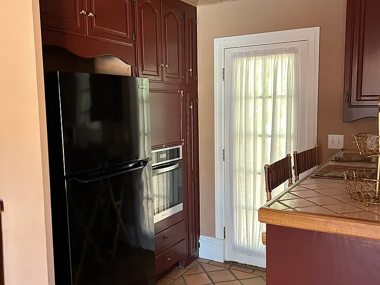 473 Valley View Dr — Photo 17