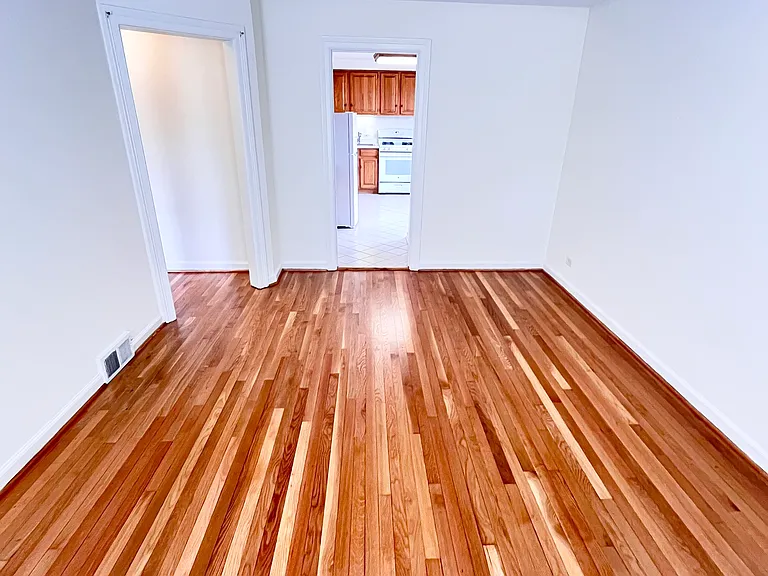 1310 Wilmette Ave #2E — Photo 10