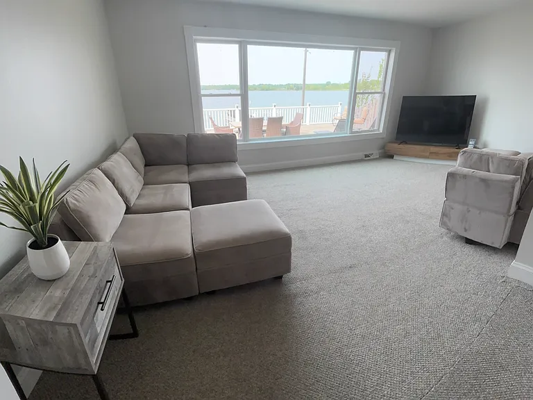 4 N Pistakee Lake Rd — Photo 16