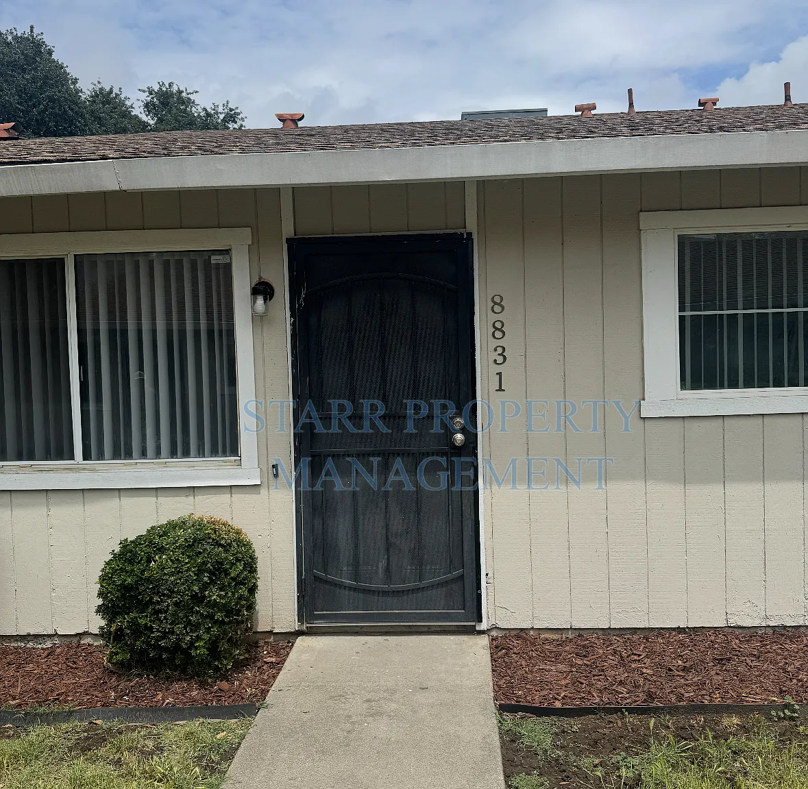 2 bed, 1.0 bath, $1,600 — Photo 1