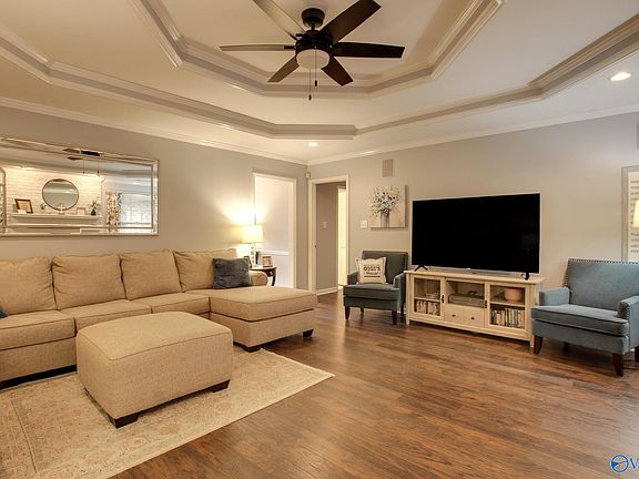 5th image of 1001 Forest Pl SW