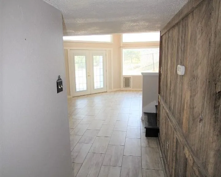 805 Paisley Dr #11 — Photo 4