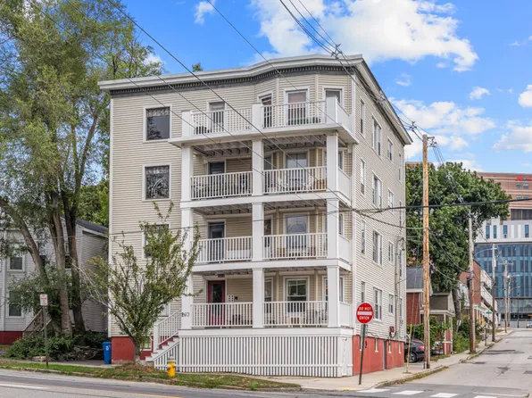 260 Park Avenue #4, Portland, ME 04102