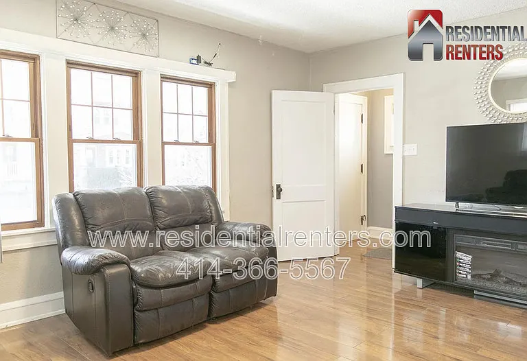 3220 W Madison St — Photo 2
