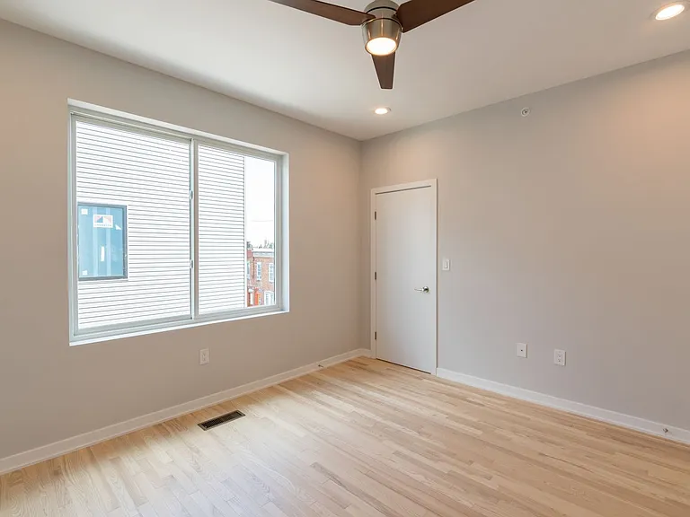 1351 S Myrtlewood St — Photo 24