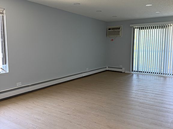 2nd image of 133 Gregory St APT 18