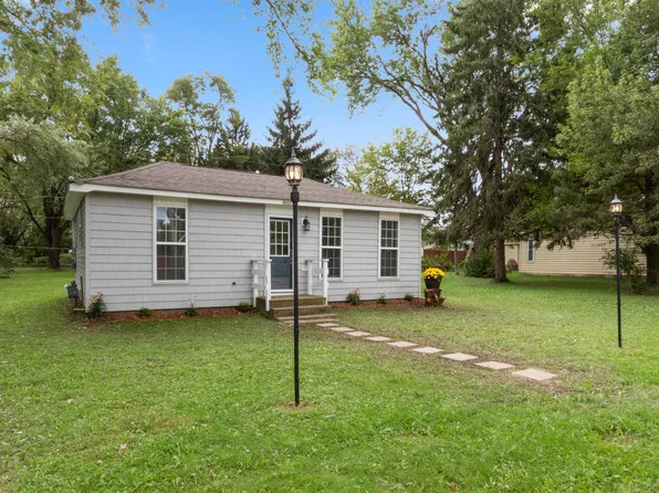 W809 Violet Rd, Genoa City, WI 53128