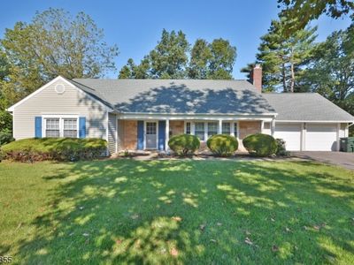 18 Buttonwood Dr, Somerset, NJ, 08873