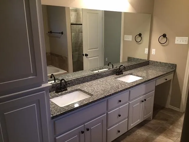 Master Vanity