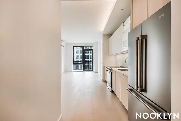 Rented by Nooklyn NYC LLC | media 17