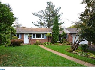 853 Spring City Rd, Phoenixville, PA 19460