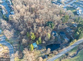 701 E Neversink Rd, Reading, PA 19606