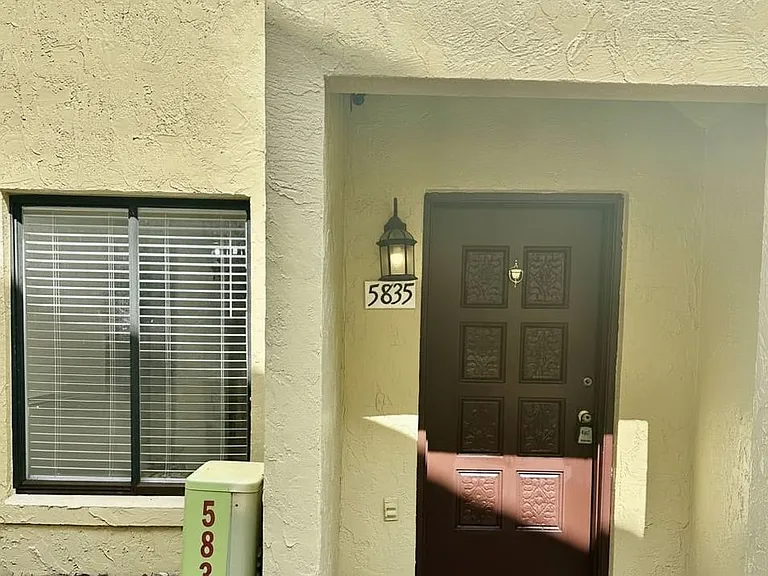5835 La Costa Dr — Photo 2