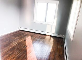 32 Berroth Ct, Portsmouth, RI 02871