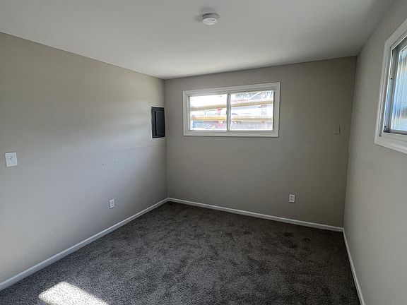 4th image of 180 N Sylvan Ave #B